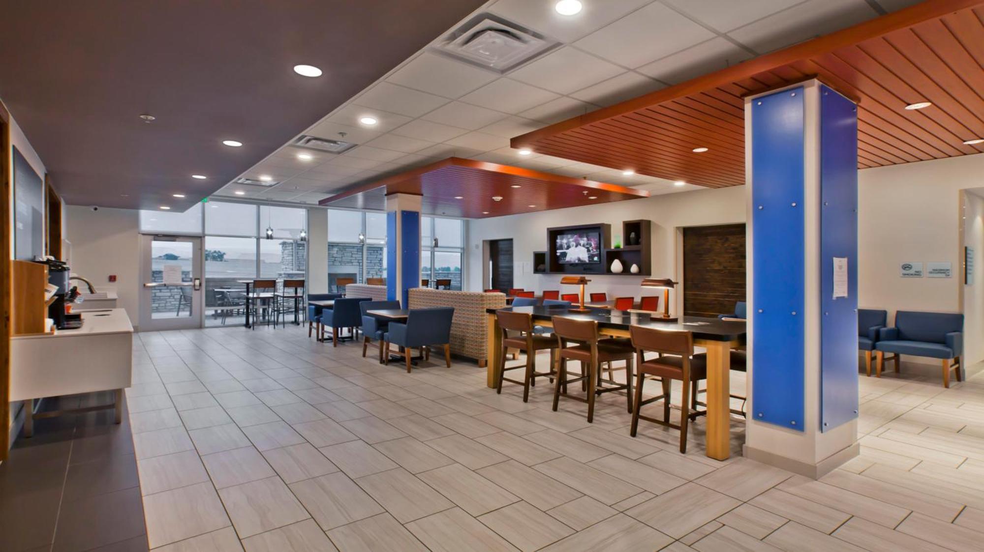 Holiday Inn Express & Suites - Green River, An Ihg Hotel Экстерьер фото
