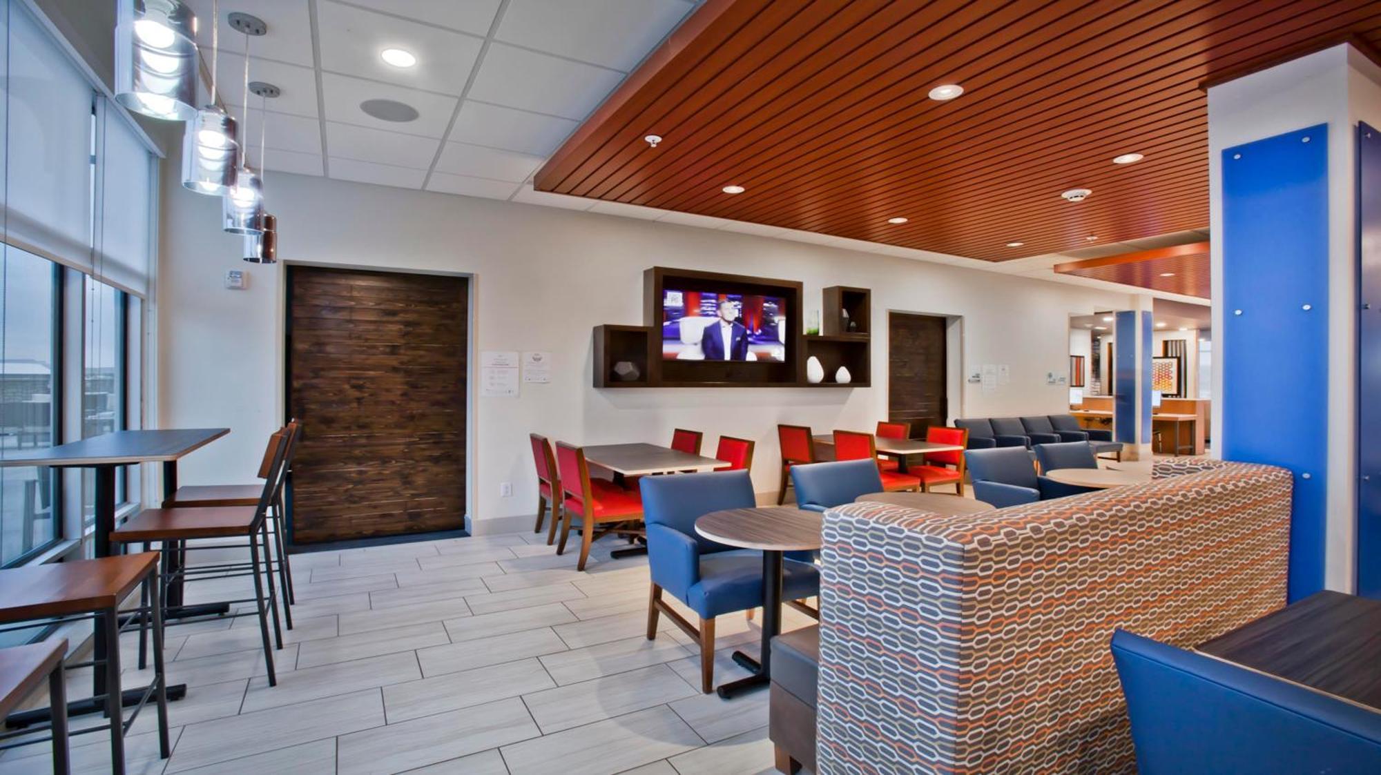 Holiday Inn Express & Suites - Green River, An Ihg Hotel Экстерьер фото