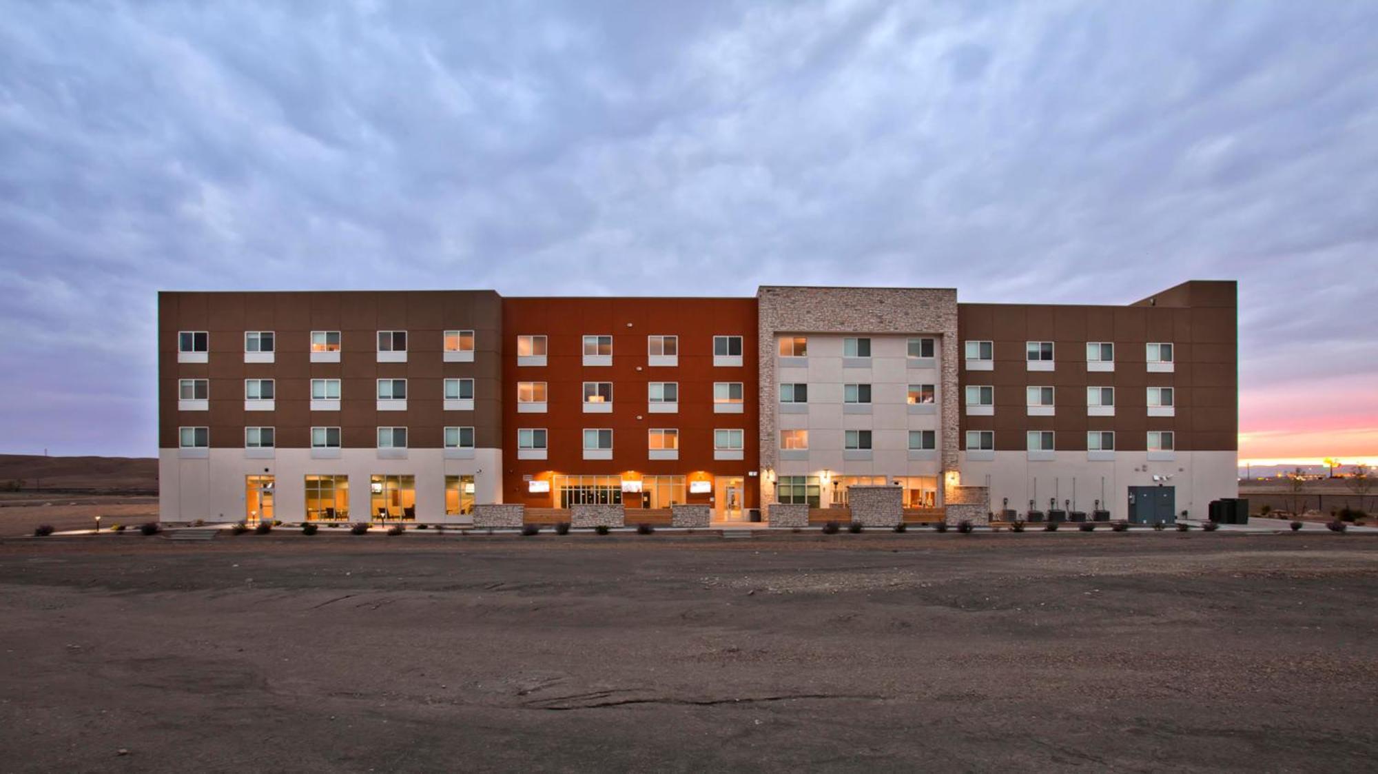 Holiday Inn Express & Suites - Green River, An Ihg Hotel Экстерьер фото